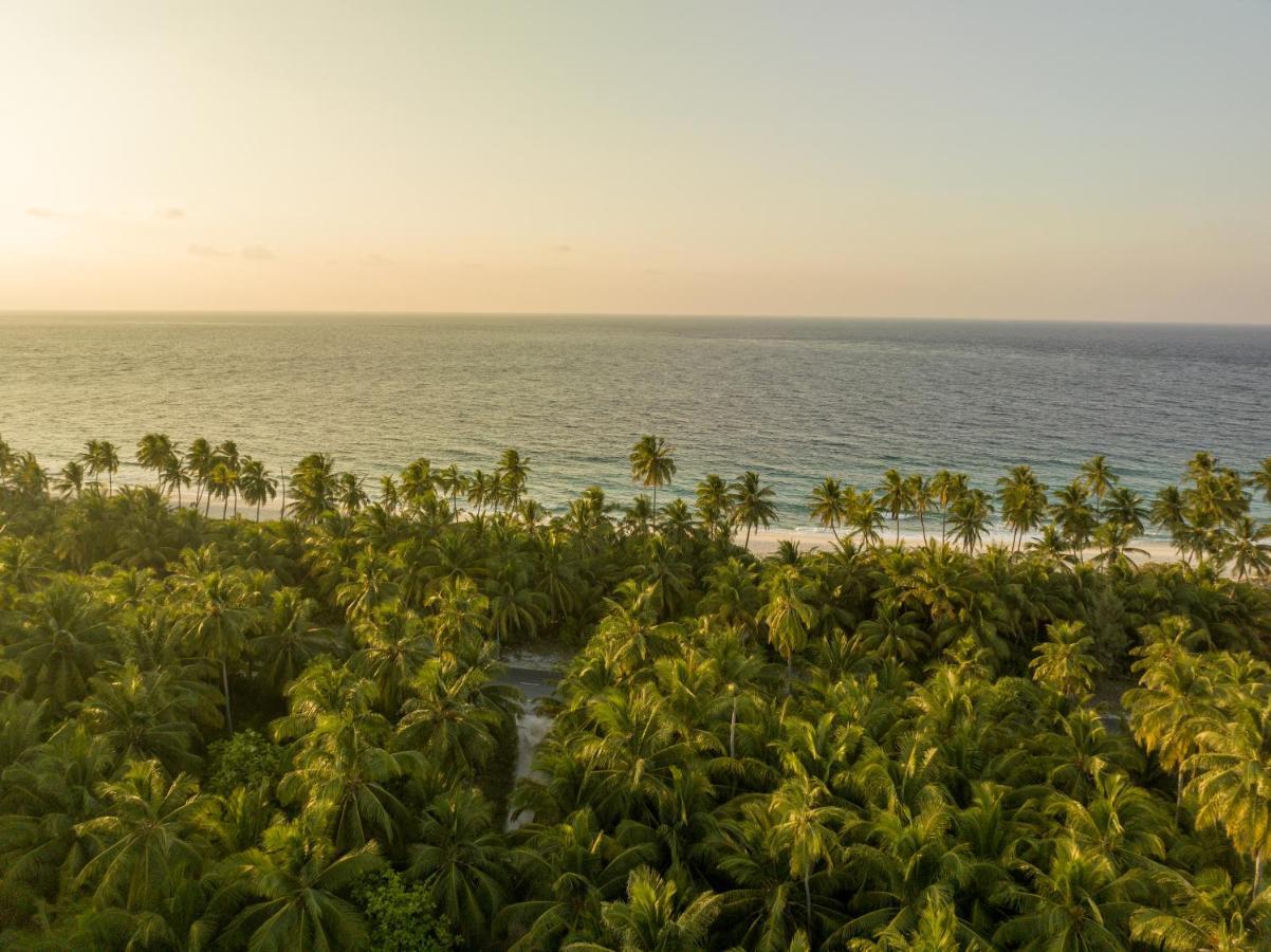 Hotel Ataraxis Grand And Spa Fuvahmulah Exterior foto